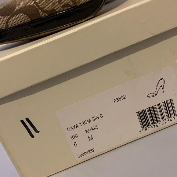 COACH heels. Size 6 - Picture 7 of 7